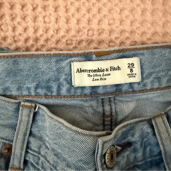 Abercrombie & Fitch The Ultra Loose Low Rise Jeans Size 29/8 - Picture 6 of 10